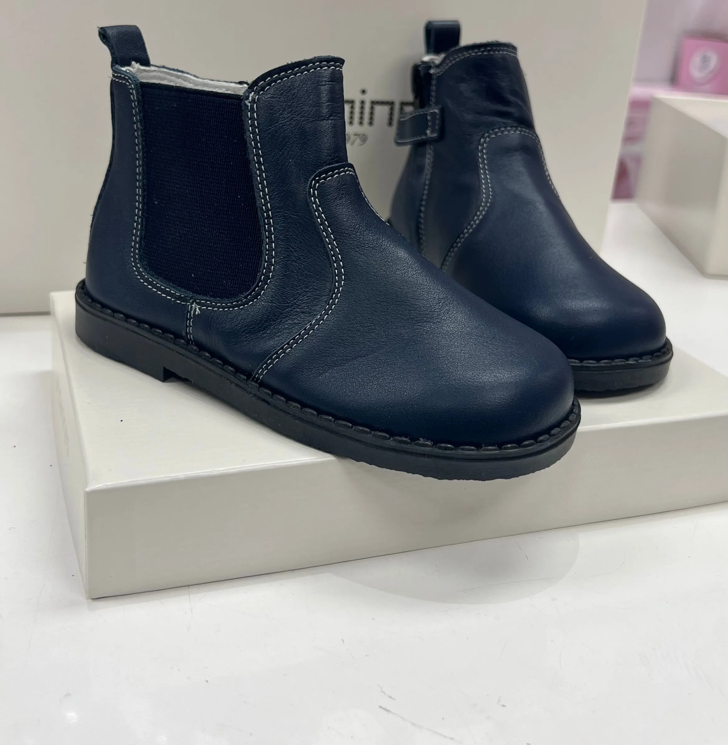 192181 Navy Boots By Andanines