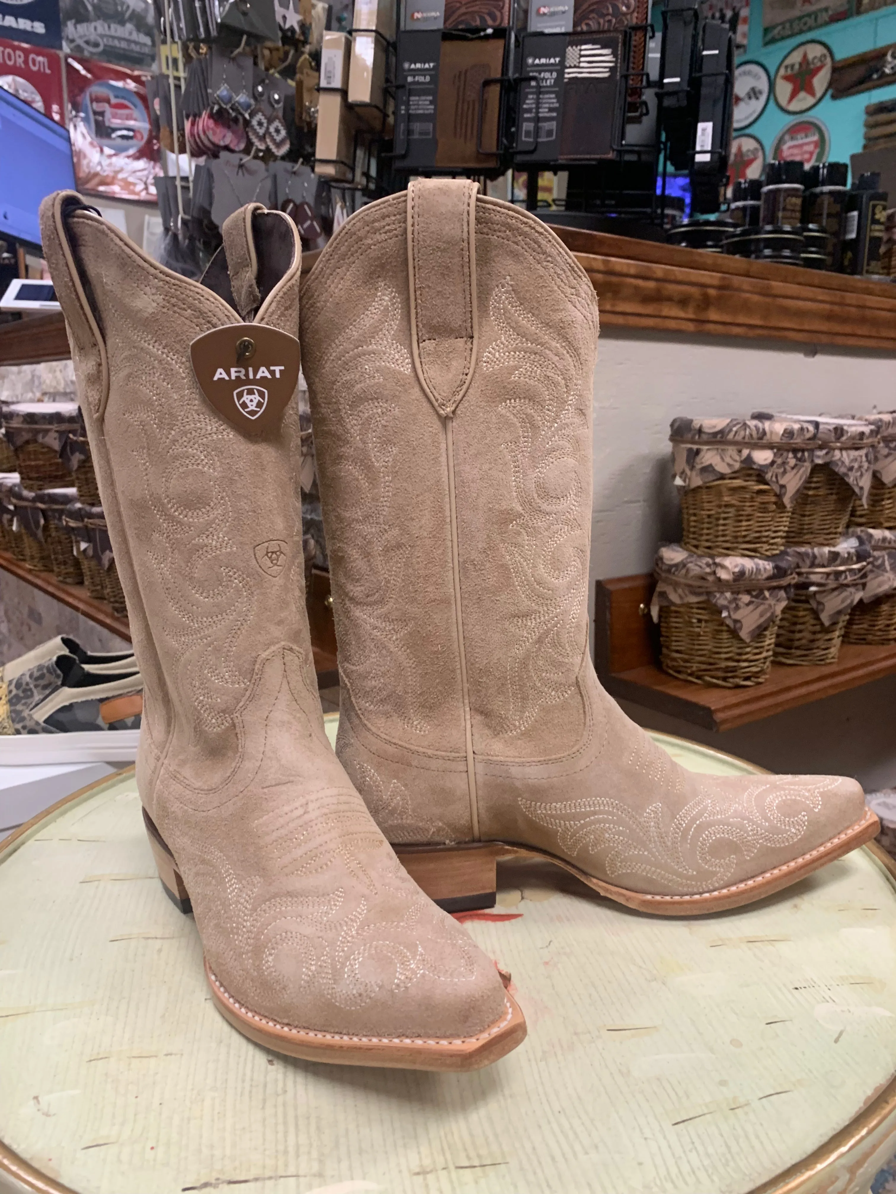 Ariat Women's Hazen Western Boots - Snip Toe