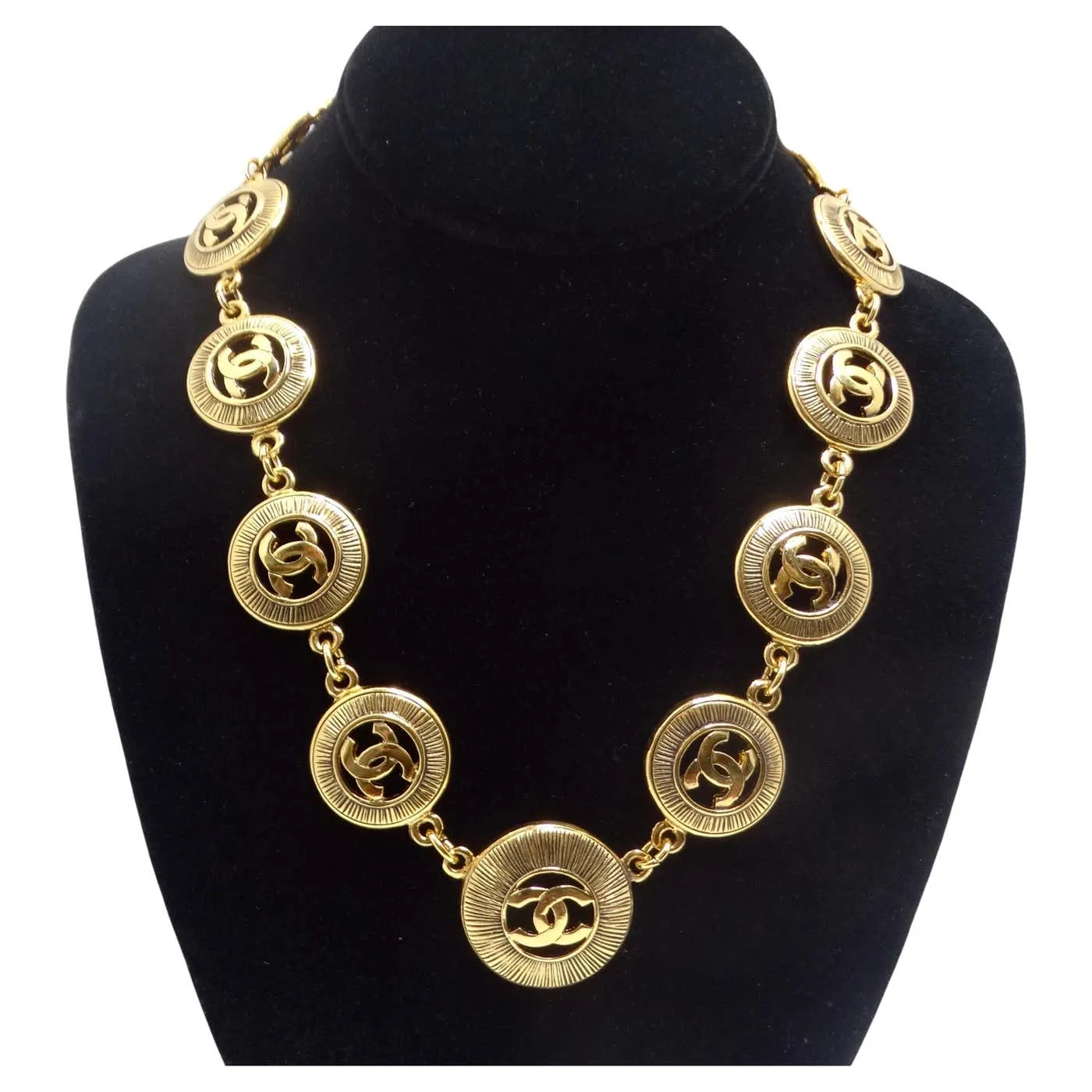 Chanel 1980s Logo Medallion Necklace