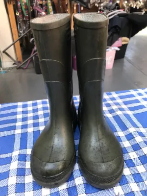 Green wellington boots children’s size 12