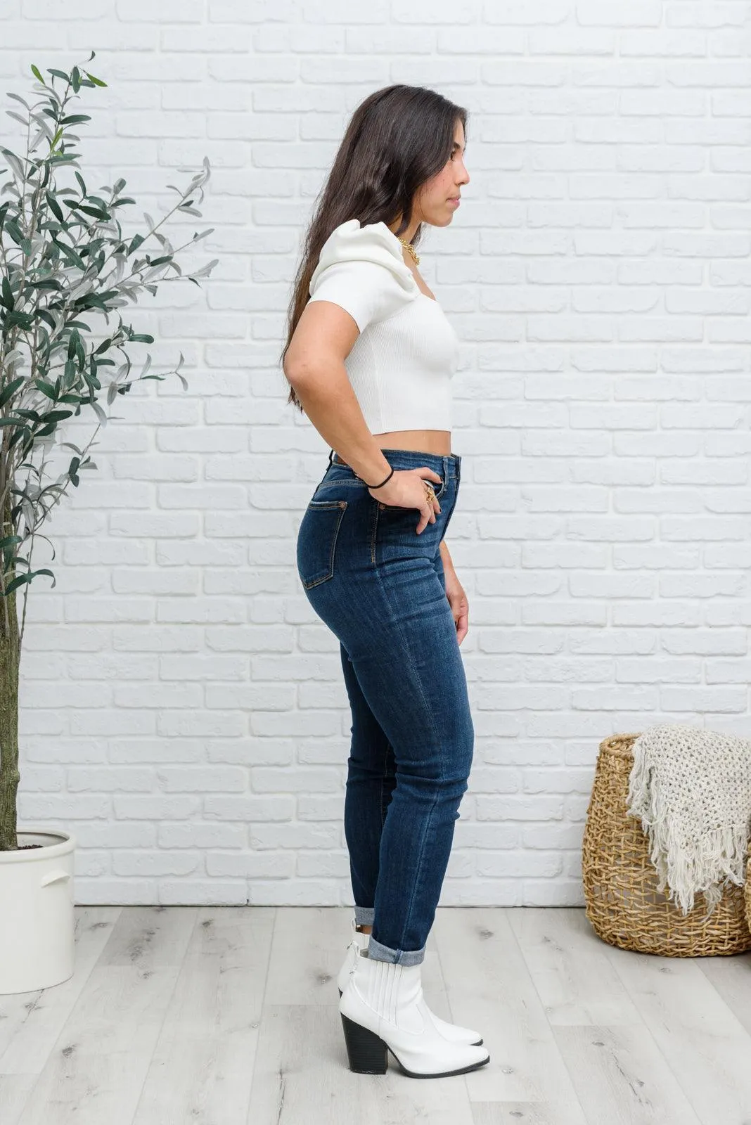 Hazel Blues® | Filled With Peace Top