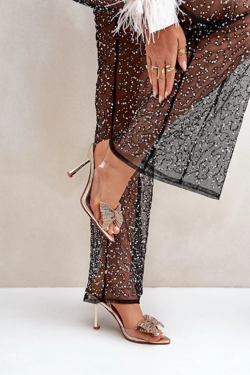 Heel sandals Step in style