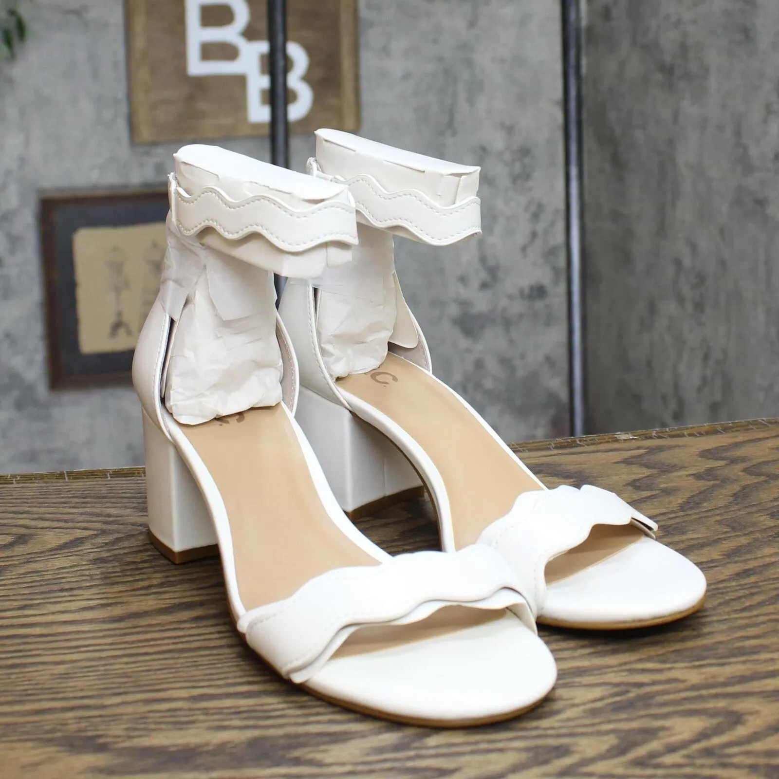 I.n.c. International Concepts Hadwin Open Toe Formal Heeled Shoe White 8.5M
