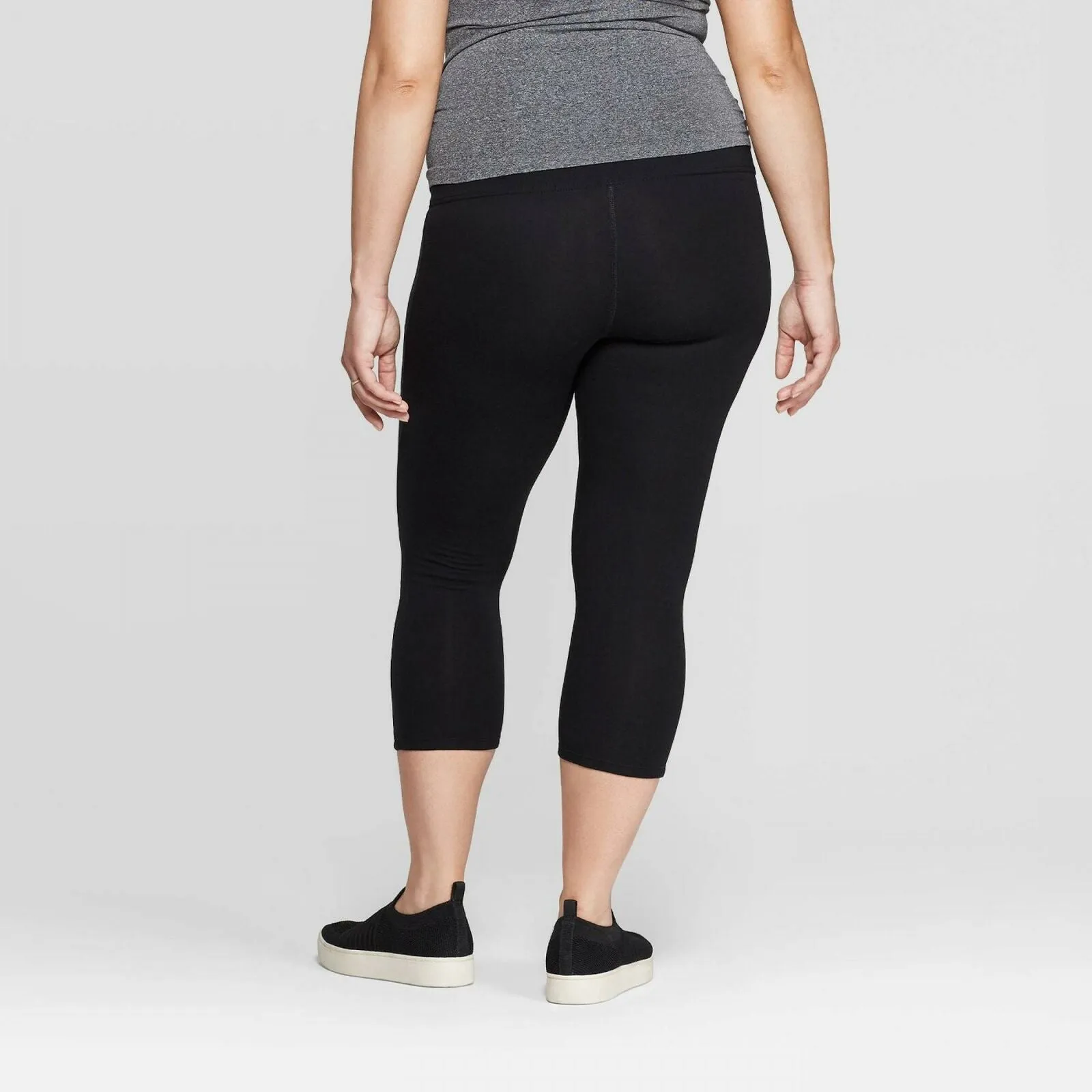 Isabel Maternity by Ingrid & Isabel Underbelly Cotton Capri Leggings
