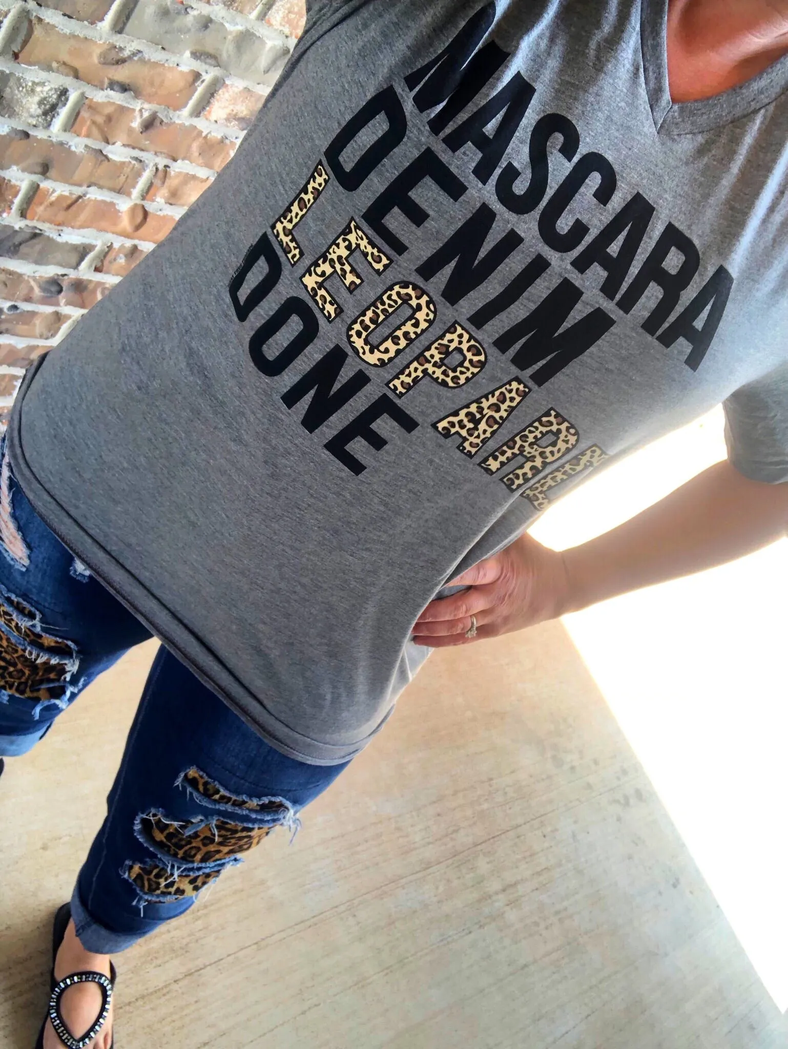 {MASCARA DENIM LEOPARD DONE} Super Soft Gray V-Neck Tee