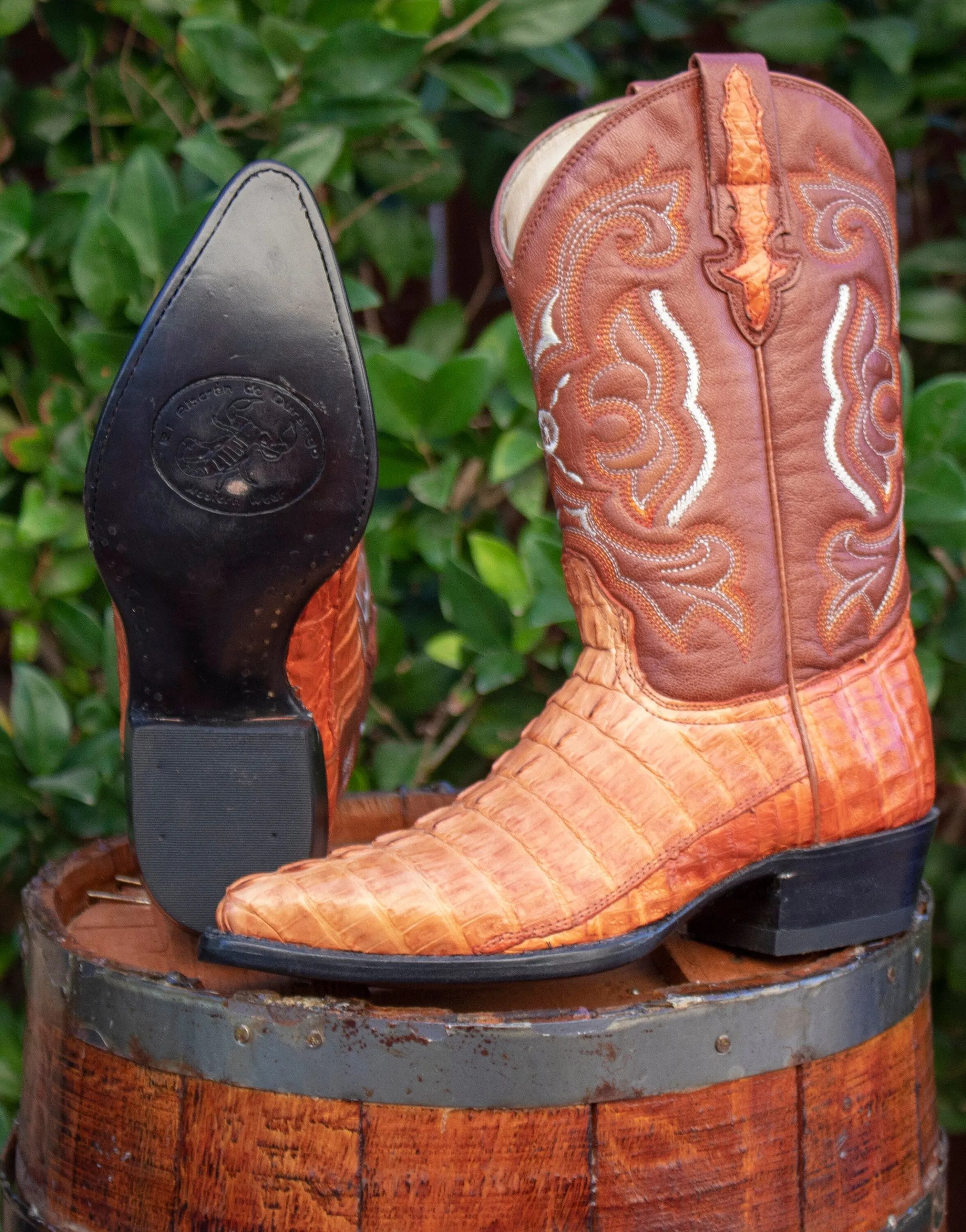 On Sale! WOMENS AUTHENTIC CROCODILE alligator leather cowboy cowgirl boots Size 4