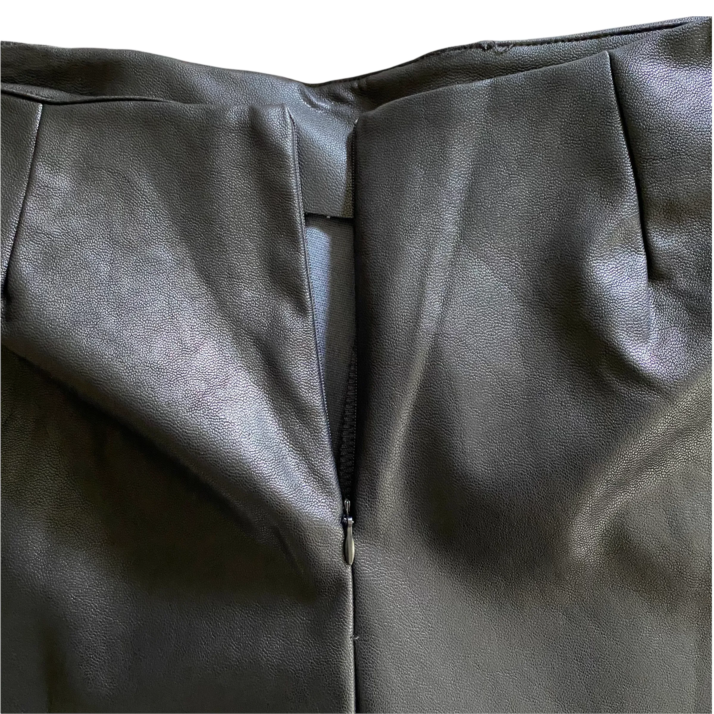 Peru Black Skort