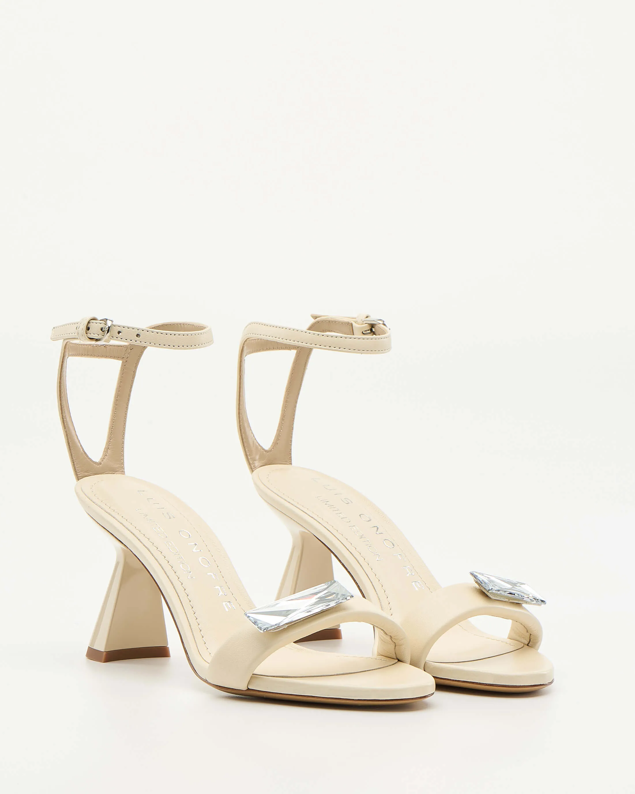 Regina Beige