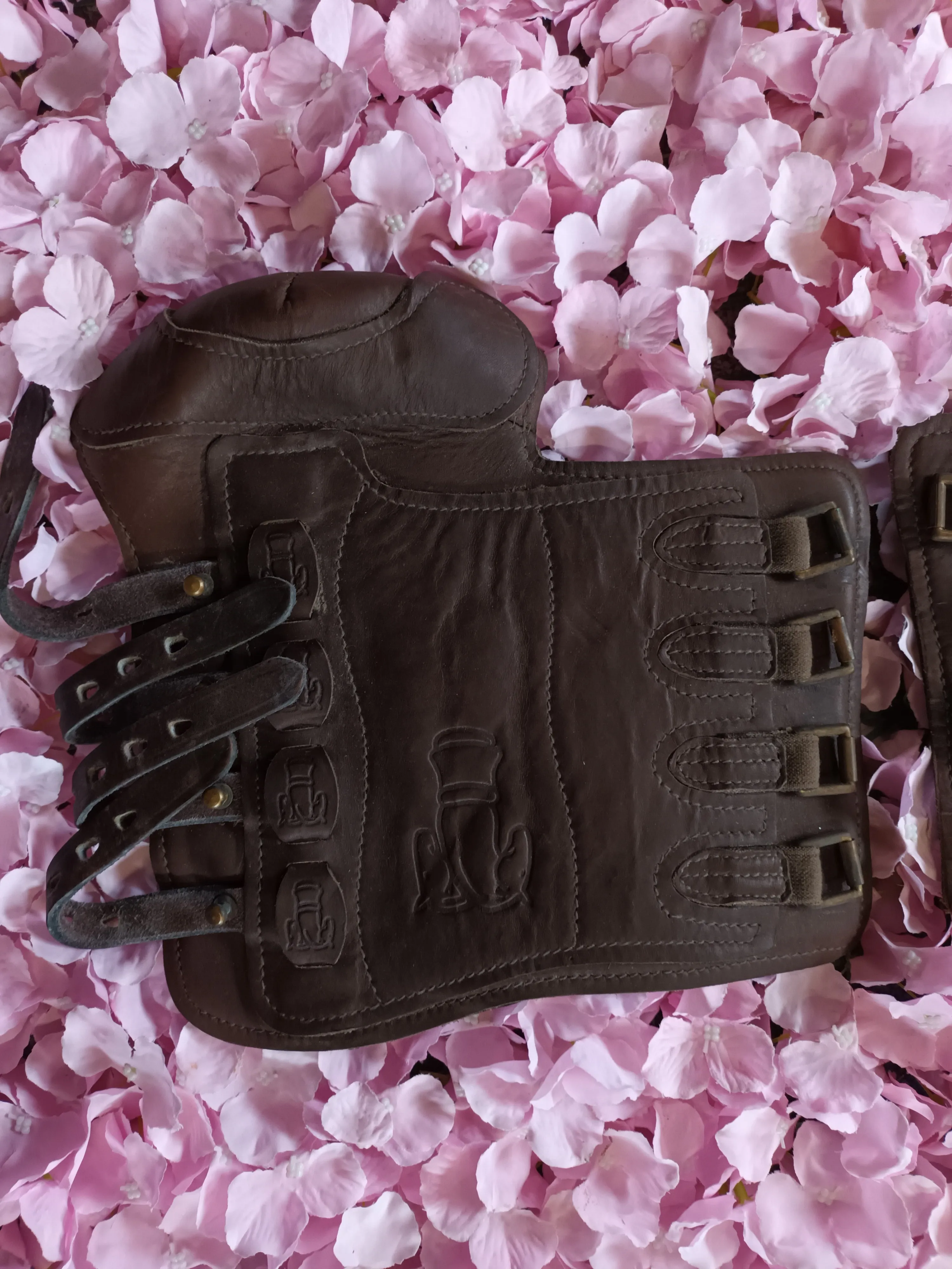Sabre Brown Full Brushing Boots