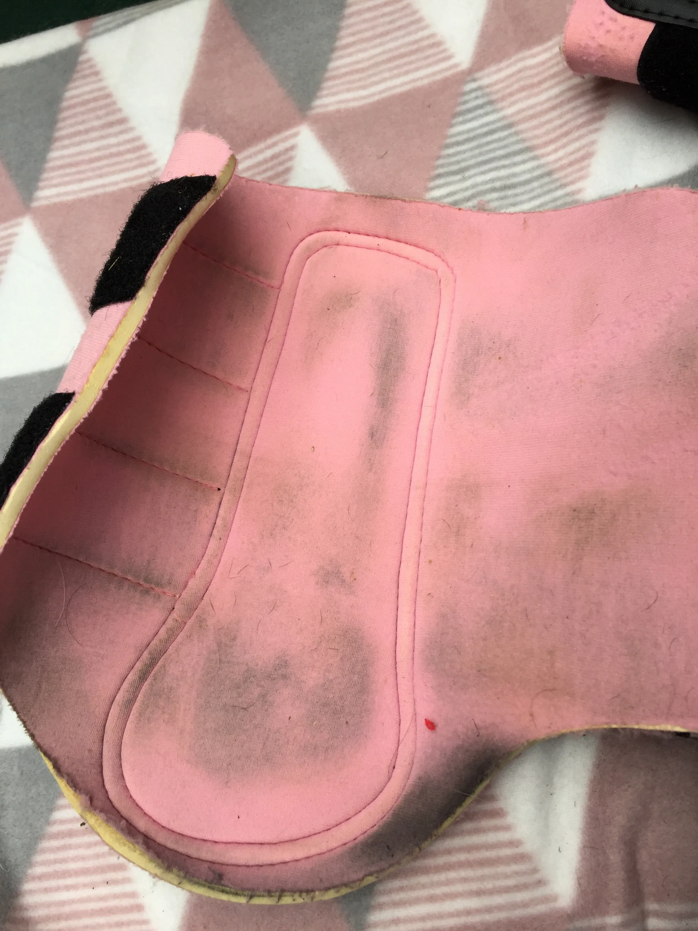 Shires full size pink and black brushing boots FREE POSTAGE