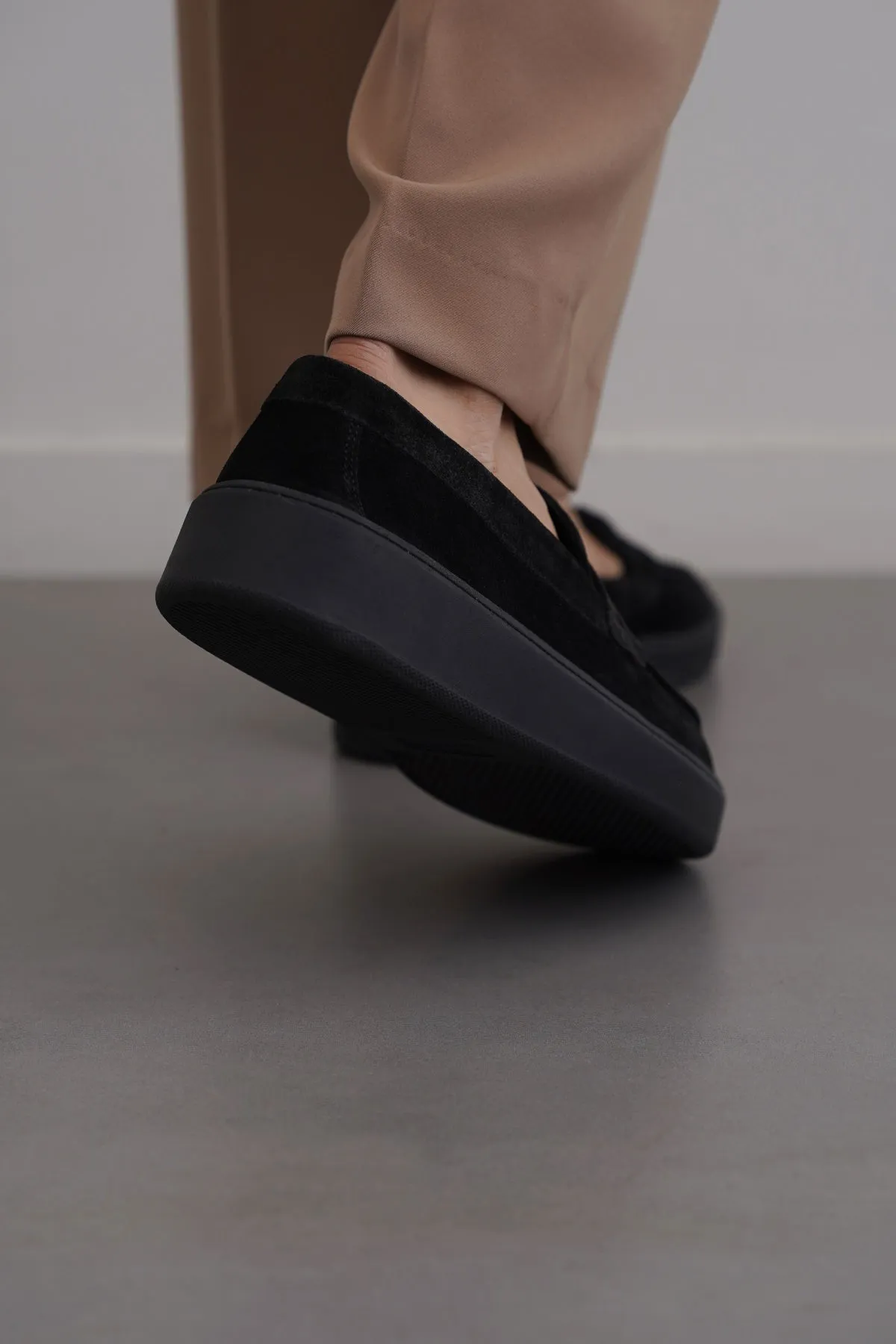 SUEDE LEATHER TASSEL LOAFERS